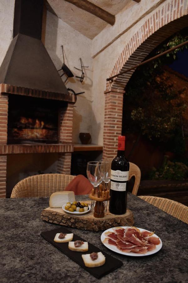La Casa Del Azafran Villa Villanueva del Rebollar de la Sierra Luaran gambar